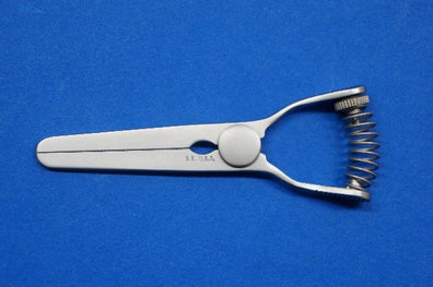 Codman 92-6325 Glover Bulldog Clamp, DeBakey Jaw, 1- 1/4in Jaw Length, Straight
